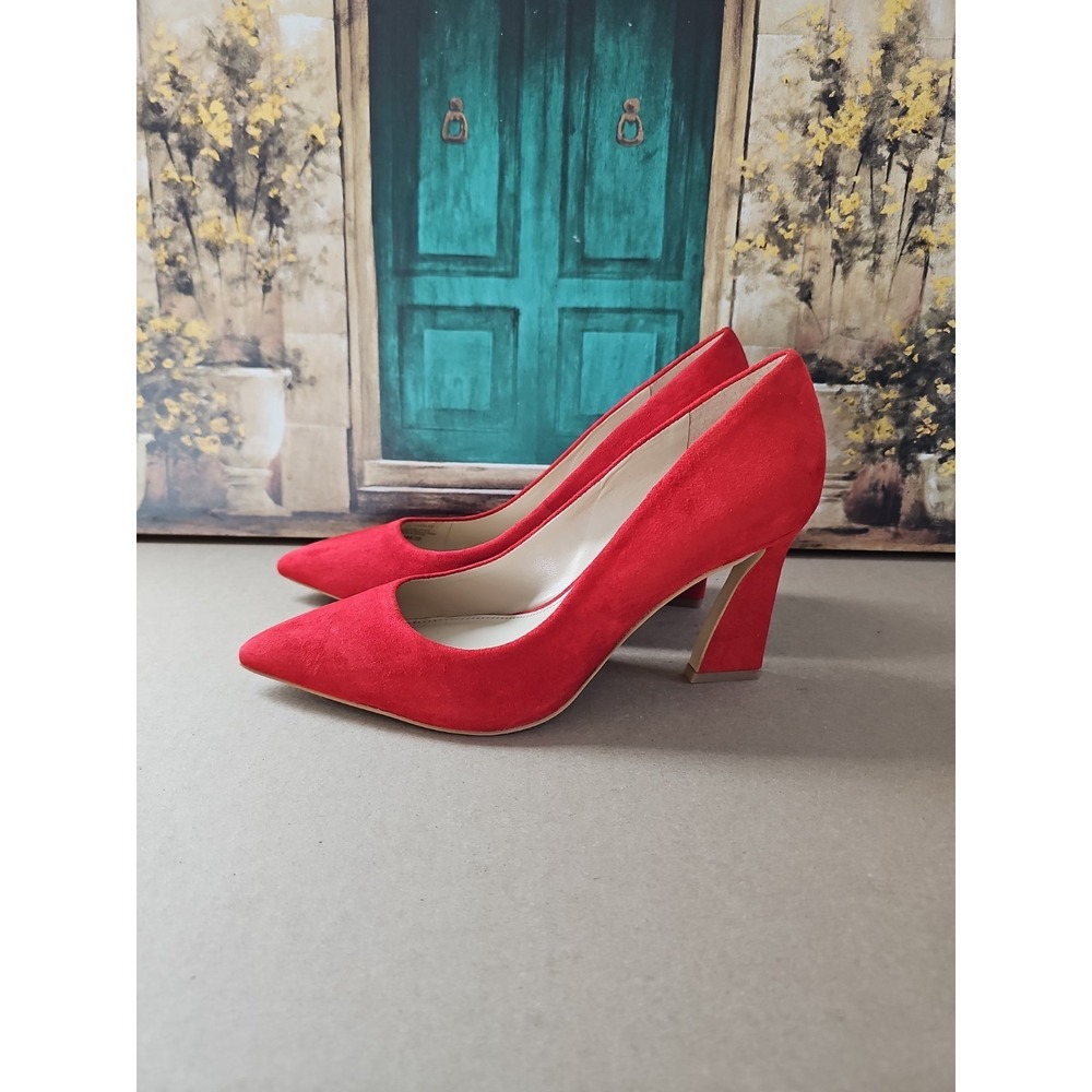 vince camuto Red Suede, High Heels /‎ Size 8.5 Size 39